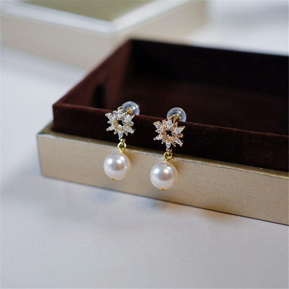 Schneeflocken Perlenohrringe