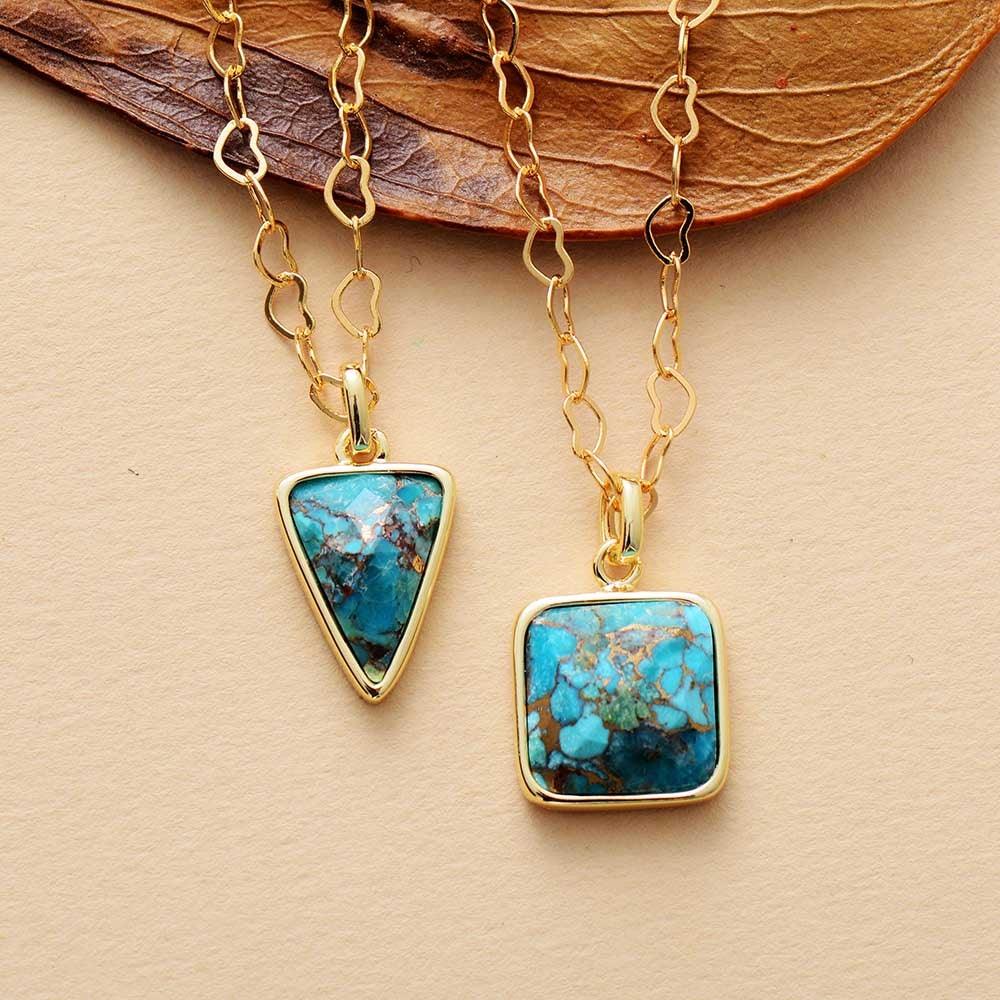 Türkis-Halsband "Wunderschön" mit vergoldeter Kette