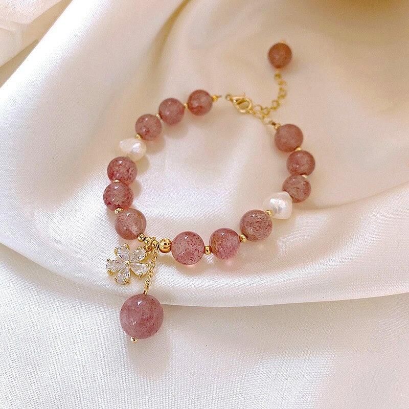 Armband "Sweet Darling" aus Erdbeer Quarz & Perlen