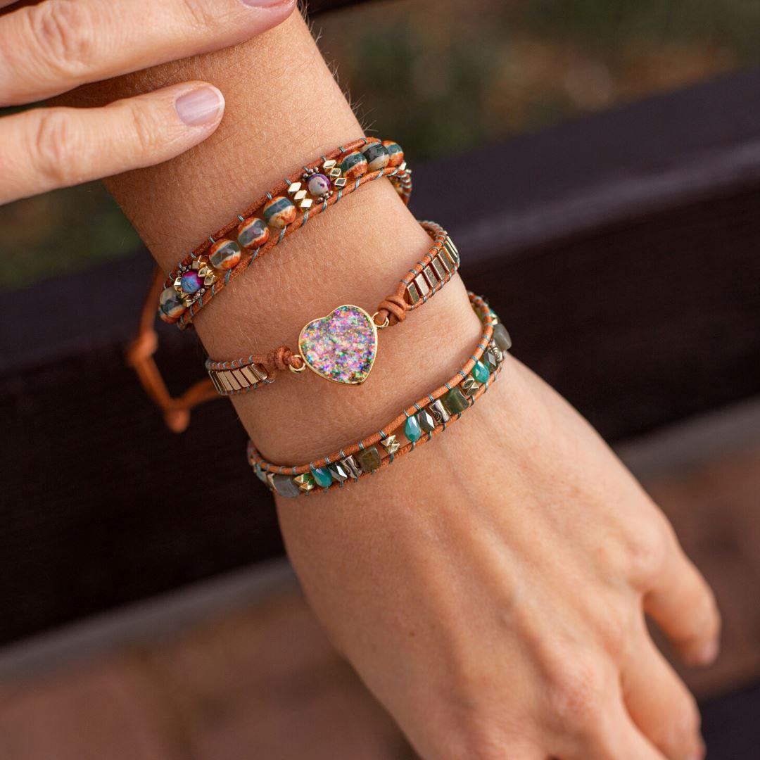 Ethno-Armband "Unendliche Liebe" aus Opal