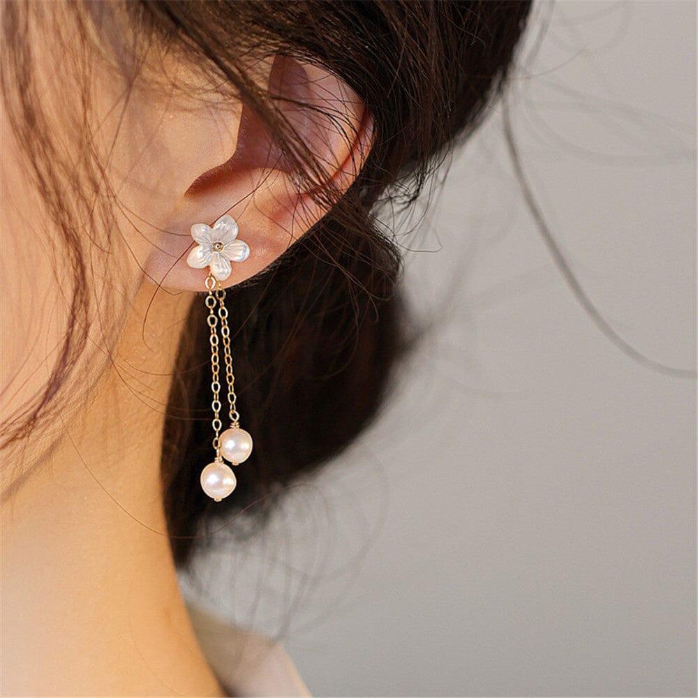 Ohrringe "Kaskaden mit Blüten und Perlen"