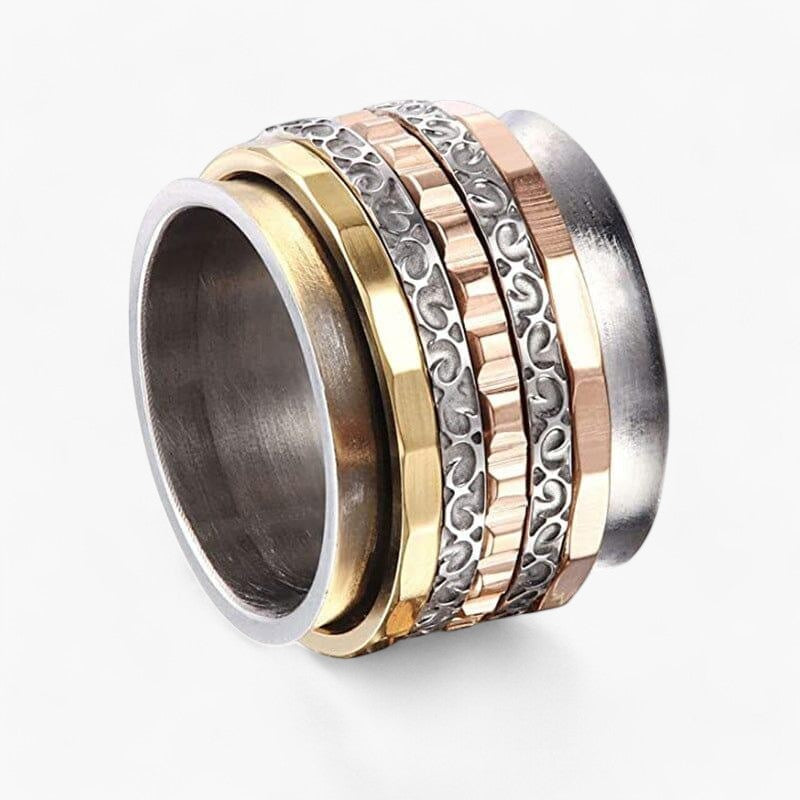 Ring mit ausgewogenen Elementen