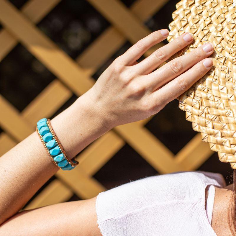 Kühnes türkisfarbenes Heilarmband