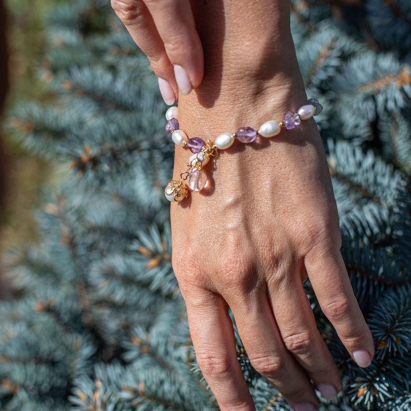 Luxuriöses Armband "Amethyst und Perlen"