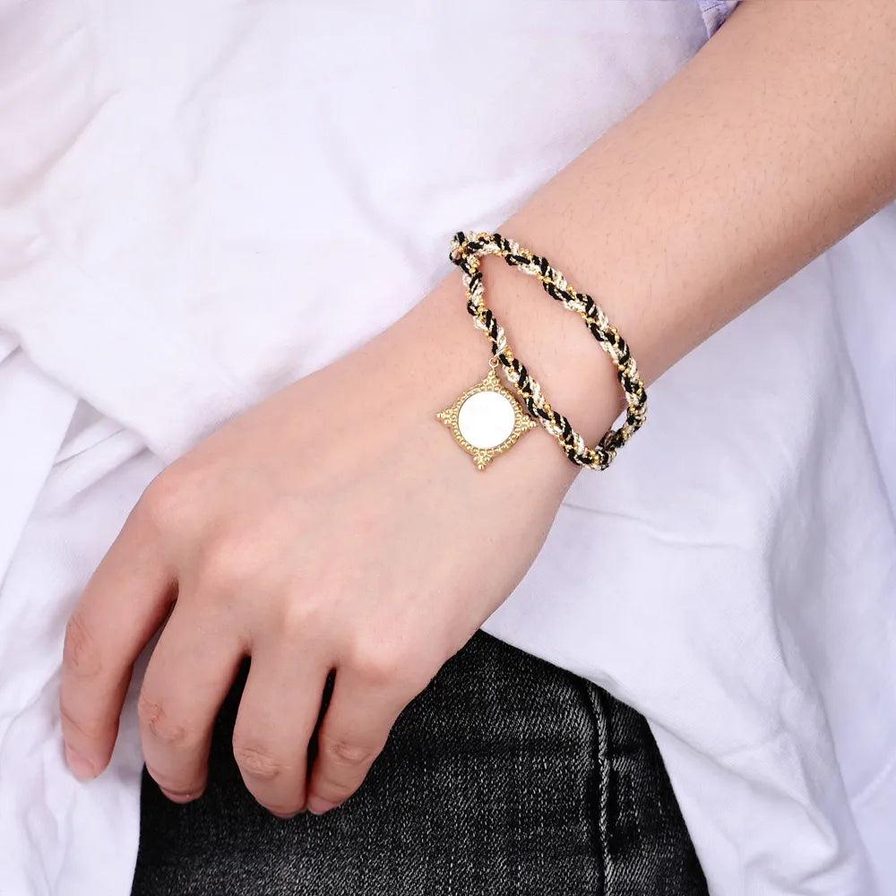 Geflochtene Halskette mit weißer Muschel "Mondschein Reinheit"