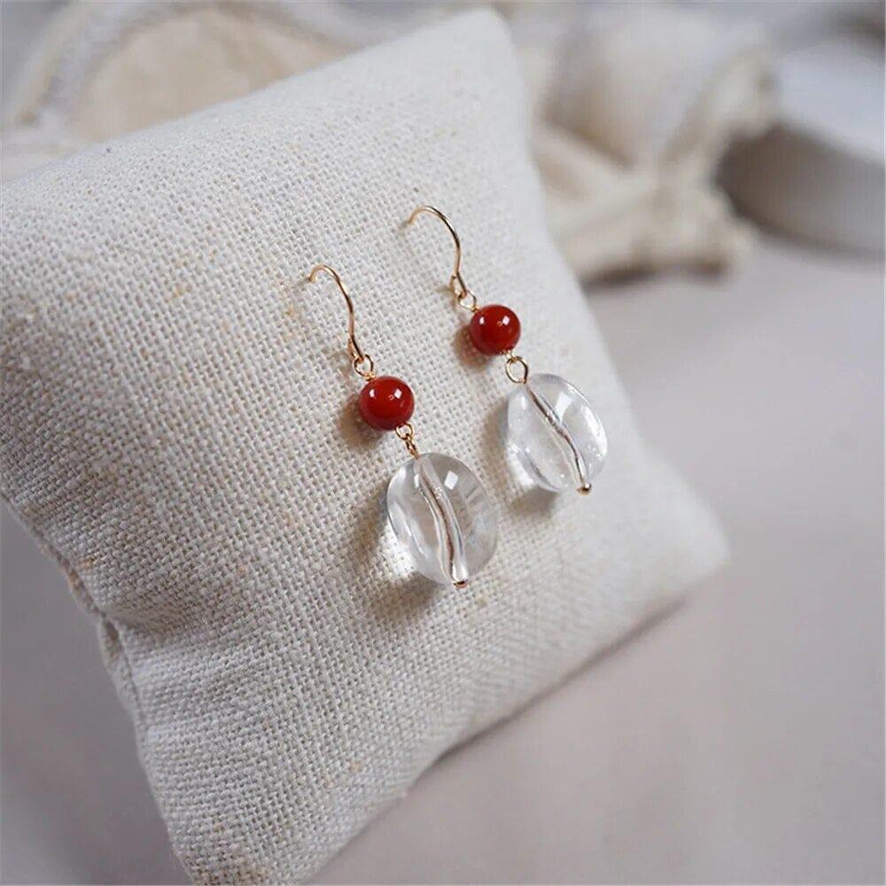 Ohrringe aus Hetian Jade und rotem Achat "Tropfen der Harmonie"