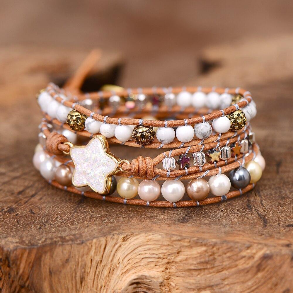 Wickelarmband „Weiße Eleganz“ aus Opal und Perlen