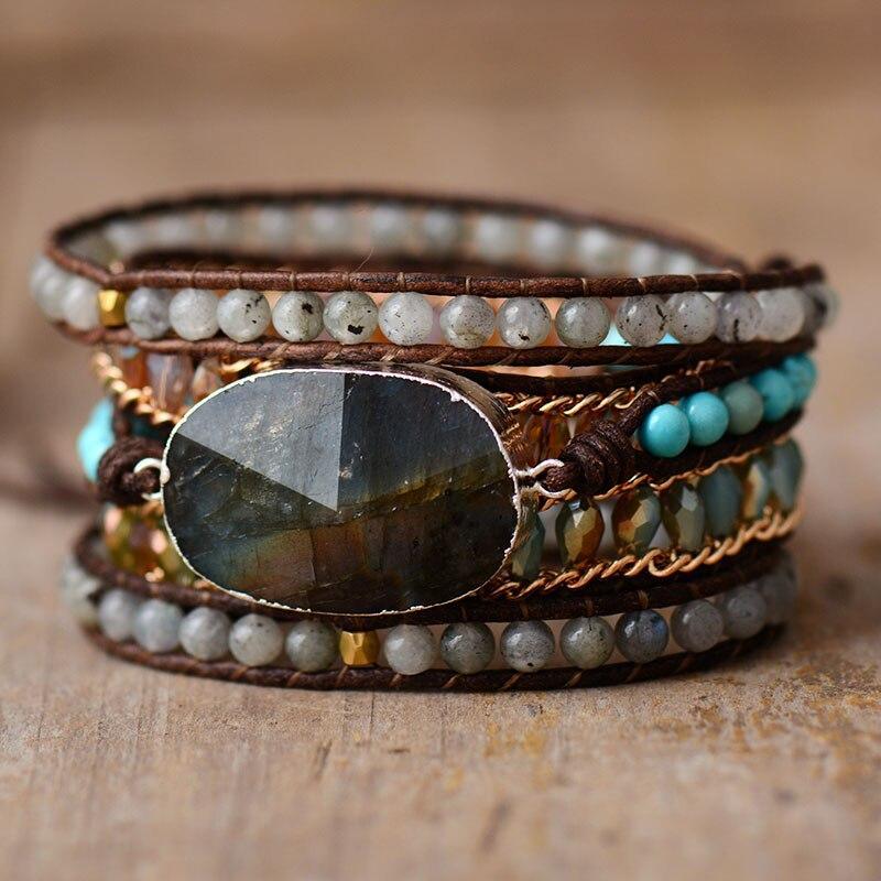 Fünfreihiges Wickelarmband mit Labradorit-Schimmer