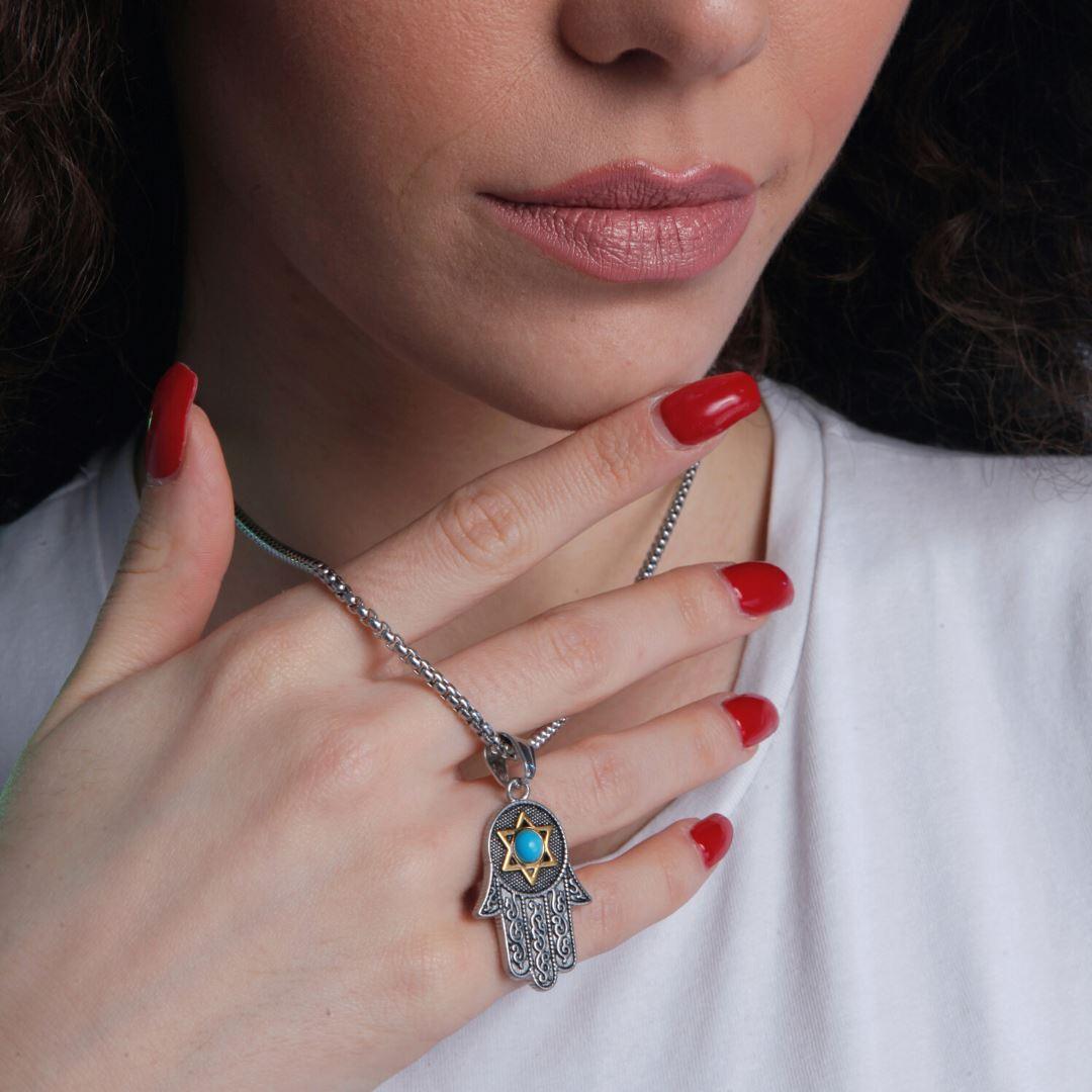 Hamsa Hand Halskette "Friedliche Fülle" mit Türkis