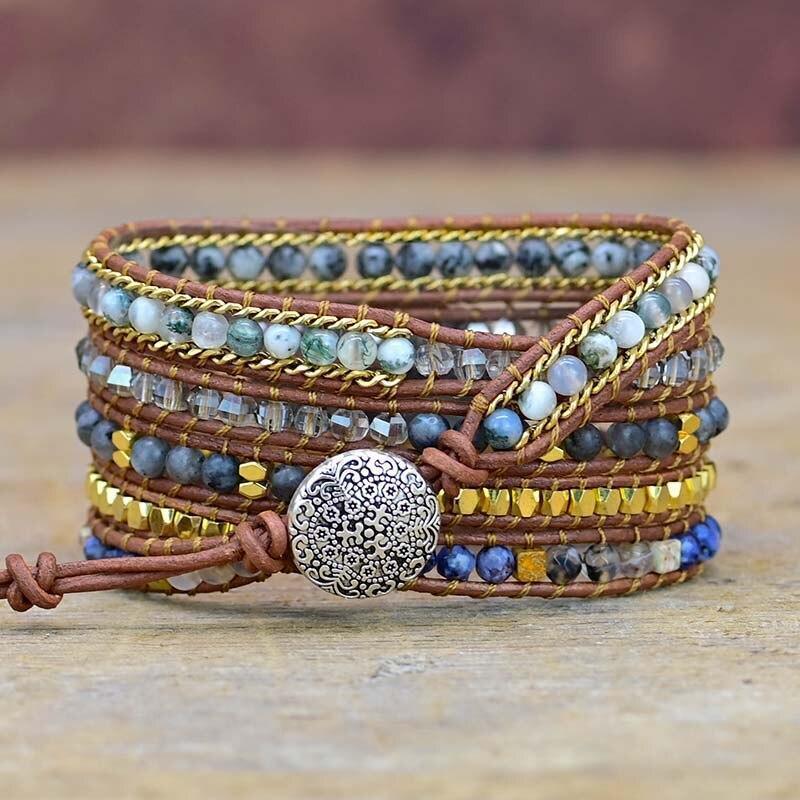 5-strängiges Boho-Armband mit eiförmigen Steinen